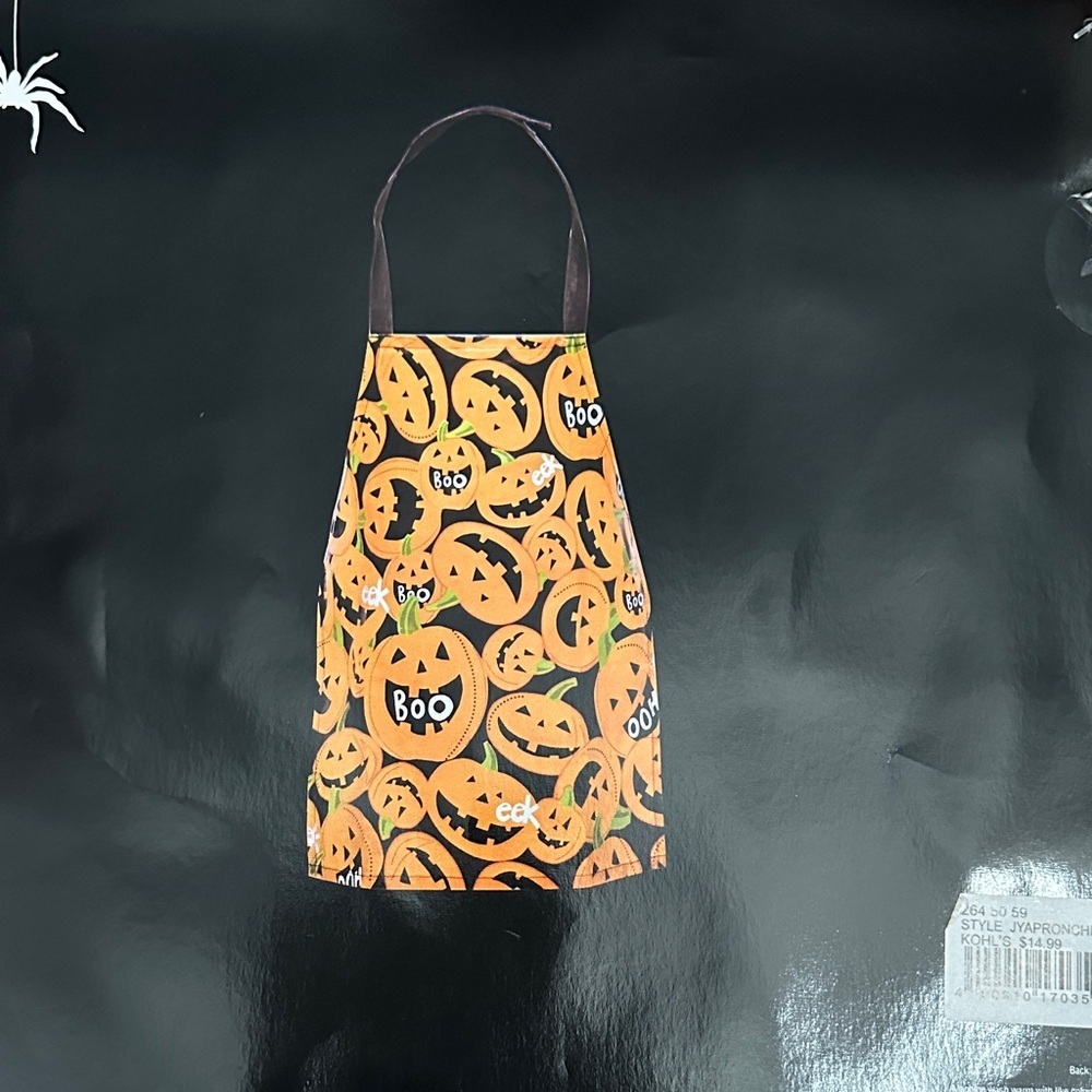NEW Happy Halloween Wipe Clean Kids Child’s Size Pumpkin Apron